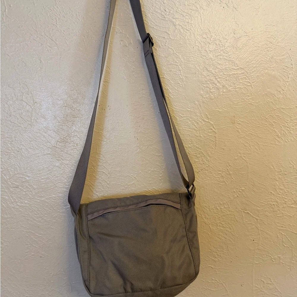 Lululemon all night festival Bag